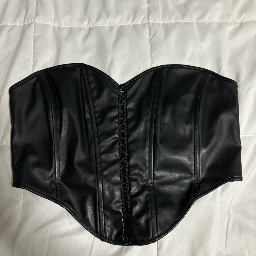 Black leather-like corset top! Social Tourists collection from Hollister!